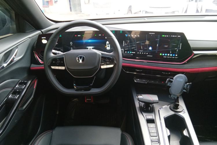 Used Changan X5 PLUS 2024 1.5T DCT Excellence Edition
