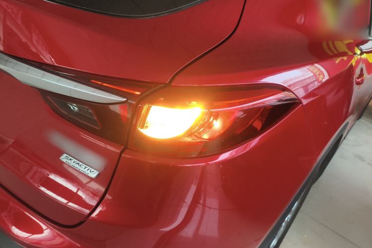 Used Mazda CX-4 2018 2.0L Automatic Two-Wheel Drive Blue Sky Dynamic Version China VI Standard
