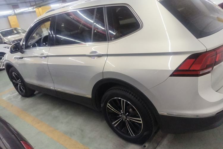 Used Volkswagen Tiguan L 2021 330TSI Automatic Two-Wheel Drive Smart Edition