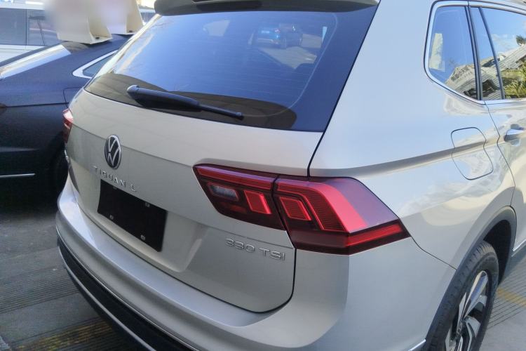 Used Volkswagen Tiguan L 2022 330TSI Automatic Two-Wheel Drive Smart Edition
