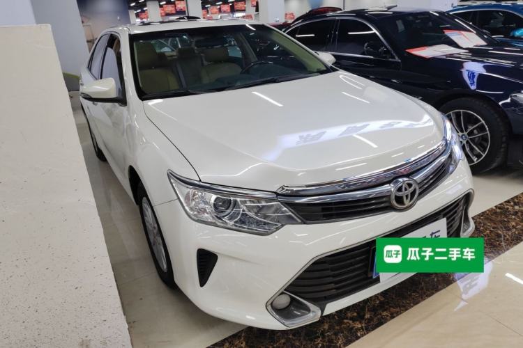 Used Toyota Camry 2016 2.0G 10th Anniversary Leading Edition
