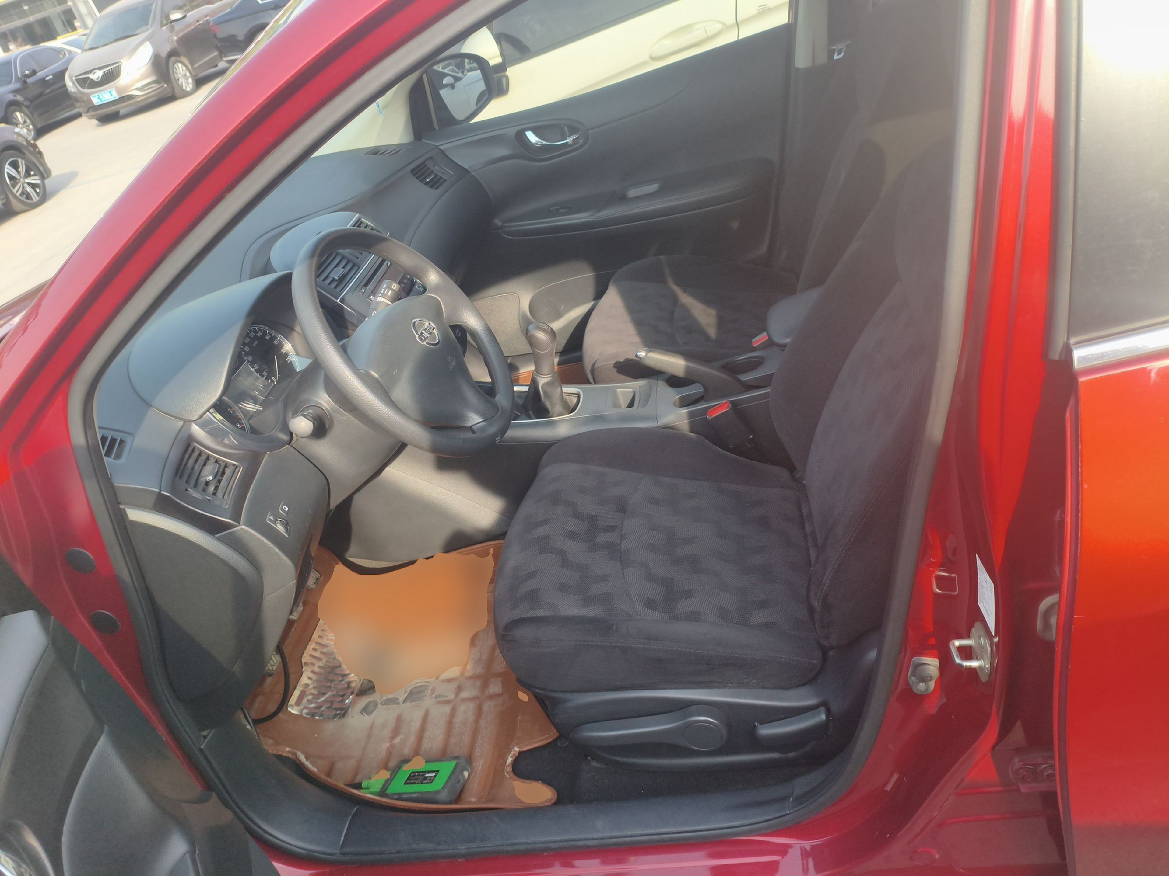 Переднее сиденье в автомобиле