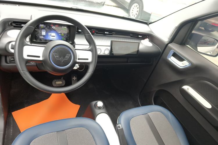 Used Wuling Hongguang MINIEV 2022 GAMEBOY 200km Gaming Edition with Lithium Iron Phosphate