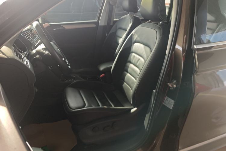 Used Volkswagen Tiguan L 2017 330TSI Automatic Two-Wheel Drive Luxury Edition
