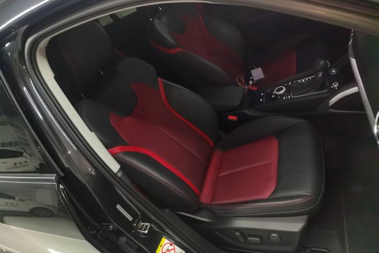 Used Audi Q2L 2020 35 TFSI Fashion Dynamic Model
