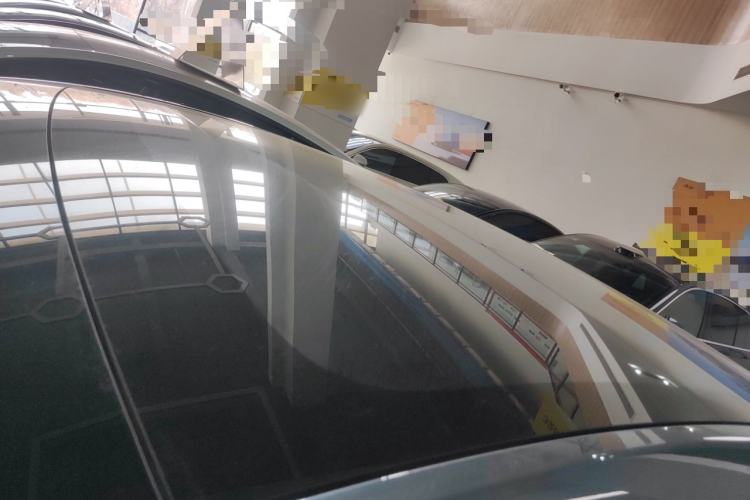 Used Tesla Model Y 2025 Long-Range All-Wheel-Drive Version
