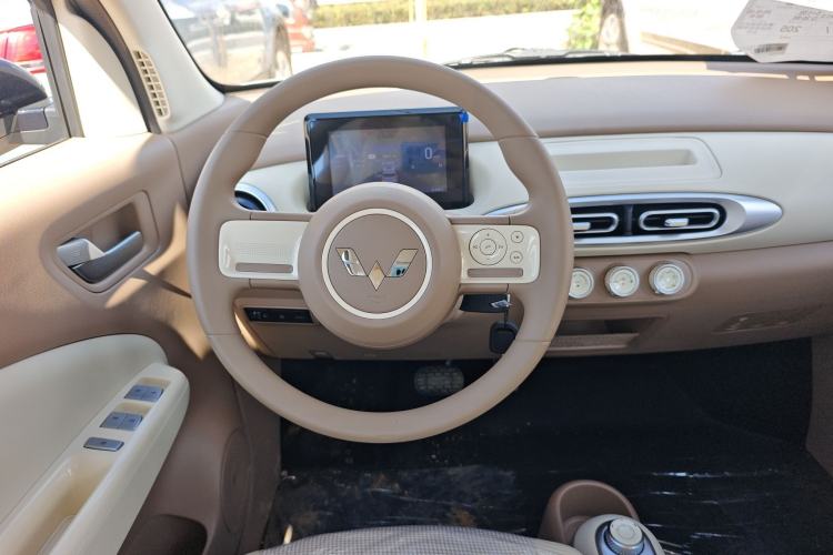 Used Wuling Hongguang MINIEV 2025 Four-Door Version Advanced Edition
