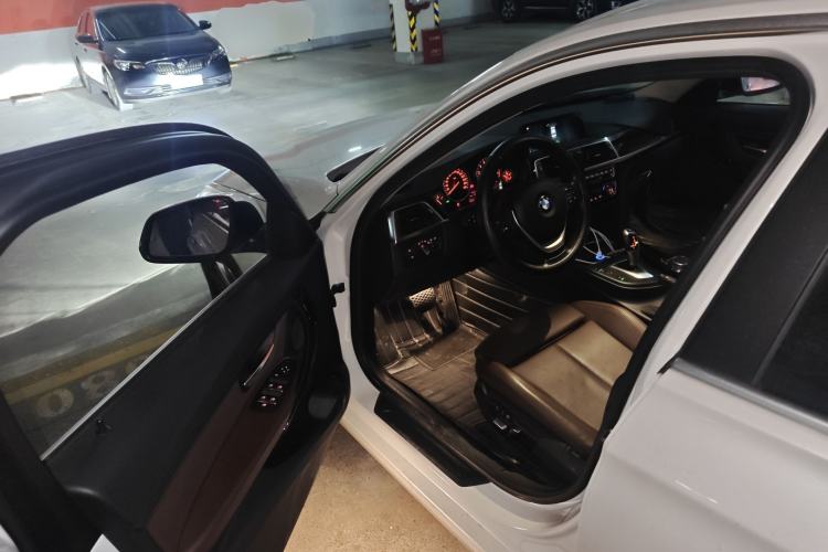 Used BMW 3 Series 2019 320Li Fashion Model
