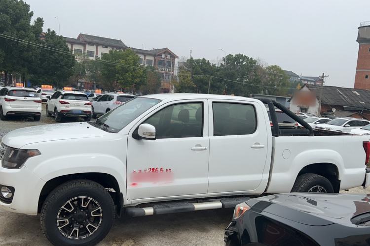 Used Huanghai Jiaolong 2015 2.8T Two-Wheel Drive Diesel Sport Edition JE493ZLQ4CB
