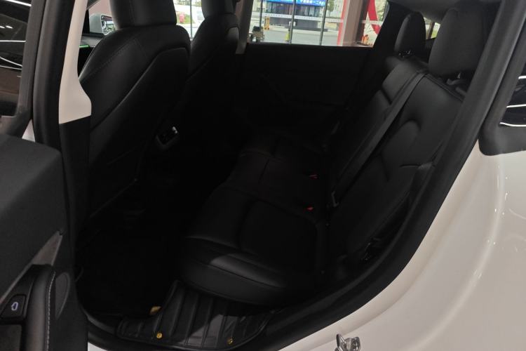 Used Tesla Model Y 2024 Rear-Wheel-Drive Version