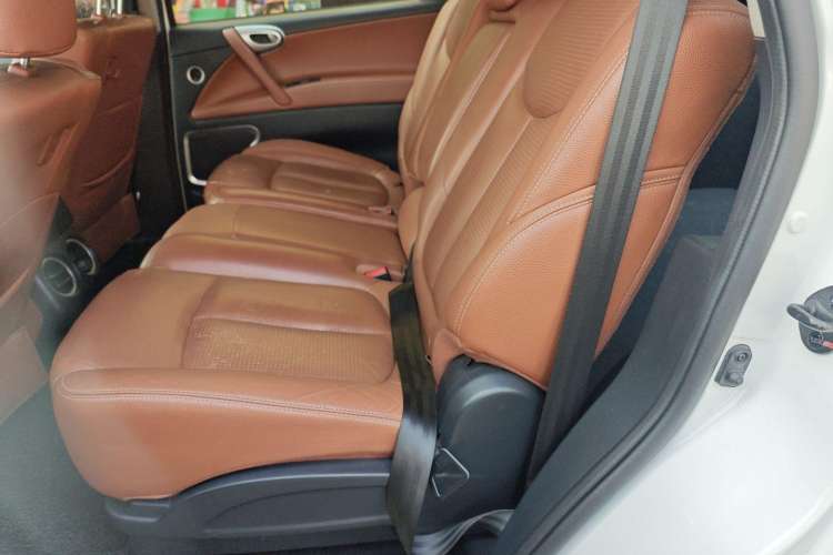 Used Luxgen Great 7 SUV 2011 2.2T Two-Wheel Drive Smart Version
