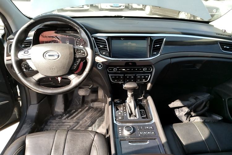 Used GAC Trumpchi GS8 2017 320T Four-Wheel Drive Luxury Smart Connectivity Version (7 Seats)