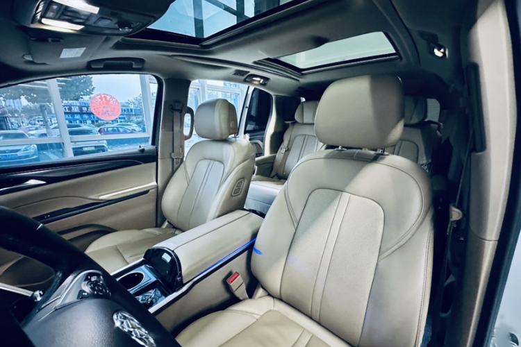 Used Buick GL8 2021 ES Landtrek 653T Luxury Model