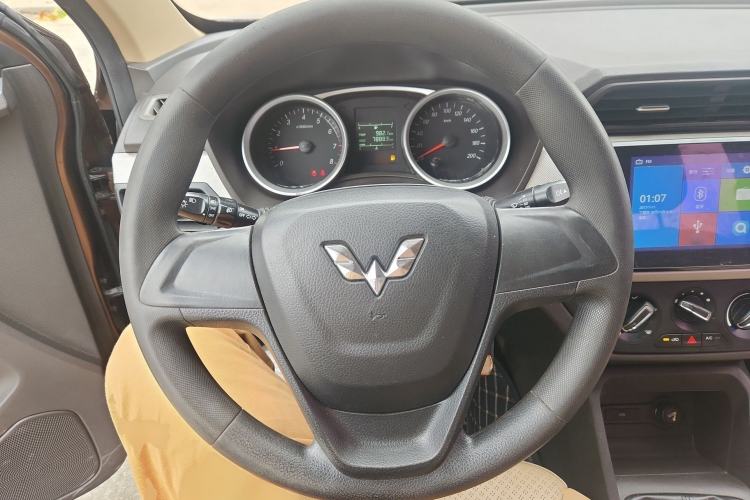 Used Wuling Hongguang 2018 1.5L S Comfort Model L2B
