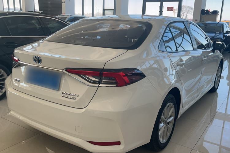 Used Toyota Corolla 2021 Dual-Motor 1.8L E-CVT Elite Edition
