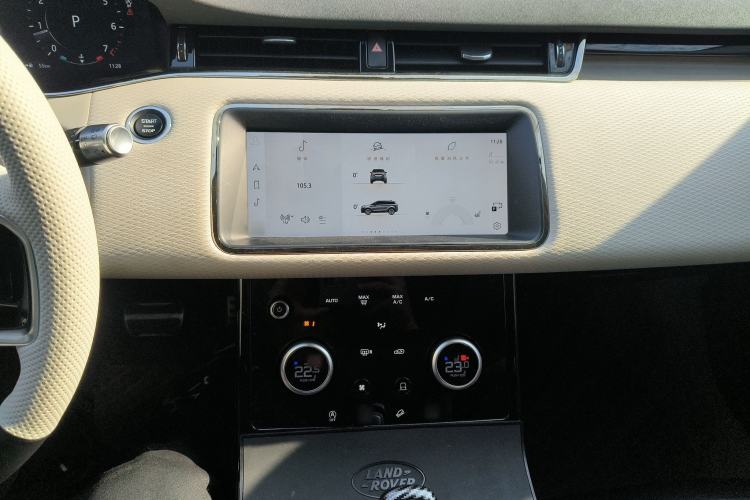 Used Land Rover Range Rover Evoque 2021 Range Rover Velar 249 PS R-Dynamic S Performance Edition
