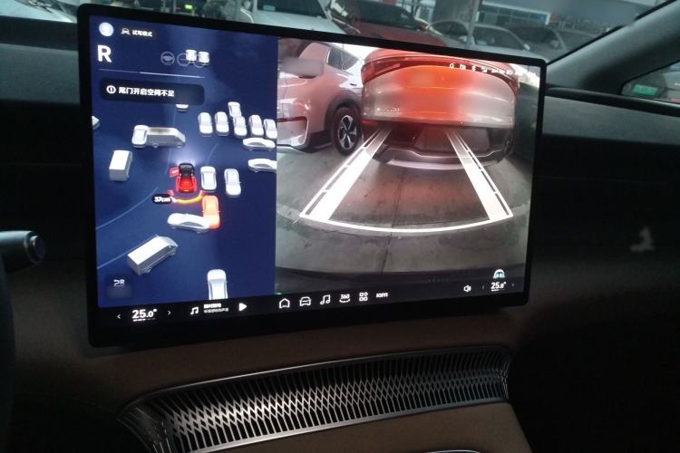 Used XPeng X9 2025 740 Ultra-Long Range Max
