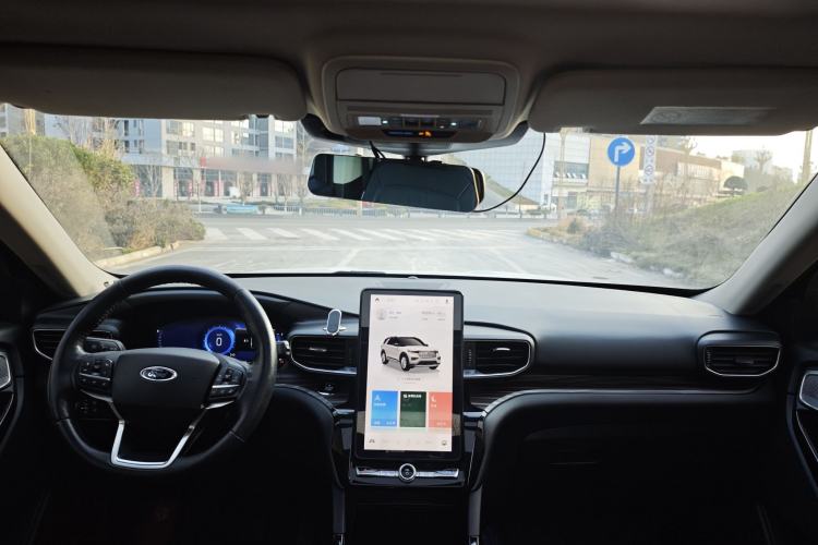 Used Ford Explorer 2020 EcoBoost 285 4x4 Titanium Edition 6 Seats