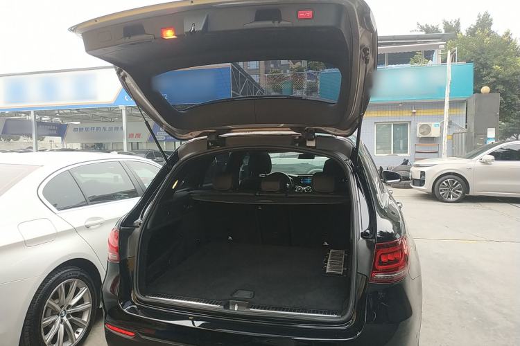 Used Mercedes-Benz GLC 2020 GLC 260 L 4MATIC Dynamic Model
