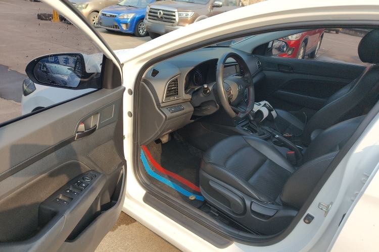 Used Hyundai Elantra 2018 1.4T Dual-Clutch Xuan Dong · Dynamic Edition
