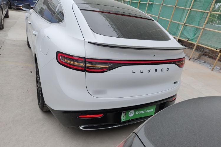 Used Hima Luxeed R7 2024 All-Electric 736 km Ultra