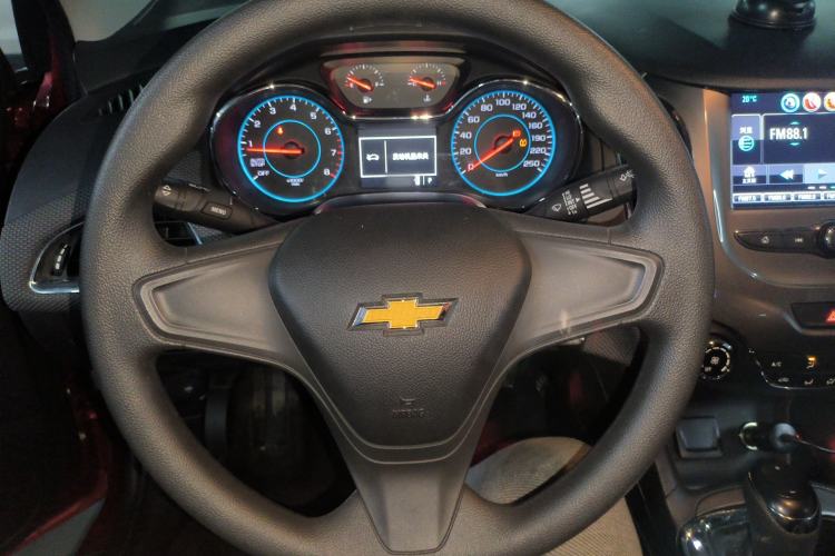 Used Chevrolet Cruze 2017 1.5L Automatic Pioneer Sunroof Edition
