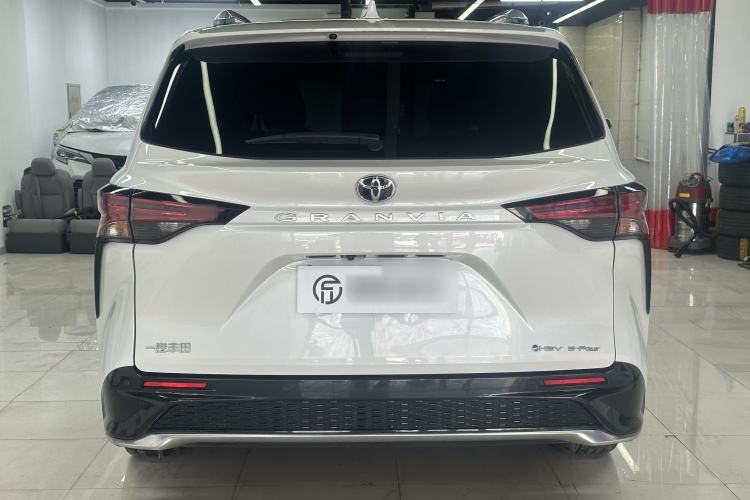 Used Toyota Granvia 2024 2.5L Hybrid Prestige PLUS Four-Wheel Drive Version
