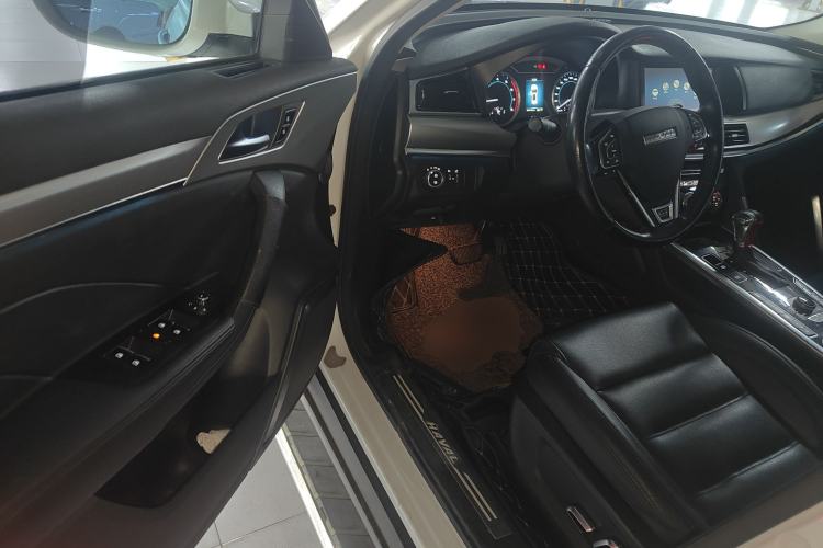 Used Haval H7 2016 Blue-Label H7 2.0T Automatic Luxury Model
