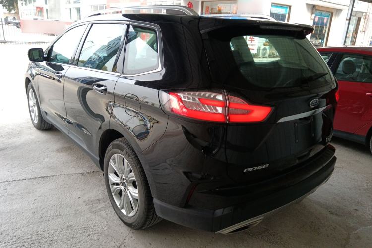 Used Ford Edge 2020 EcoBoost 245 Two-Wheel-Drive Platinum Edition 5 Seats