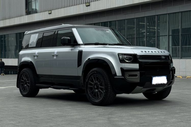 Used Land Rover Defender 2022 110 P400 Dark Edition