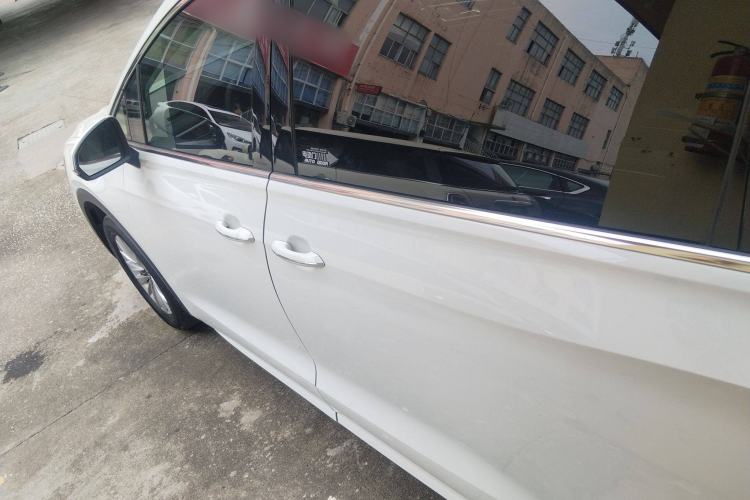 Used Volkswagen Viloran 2020 330TSI Business Edition
