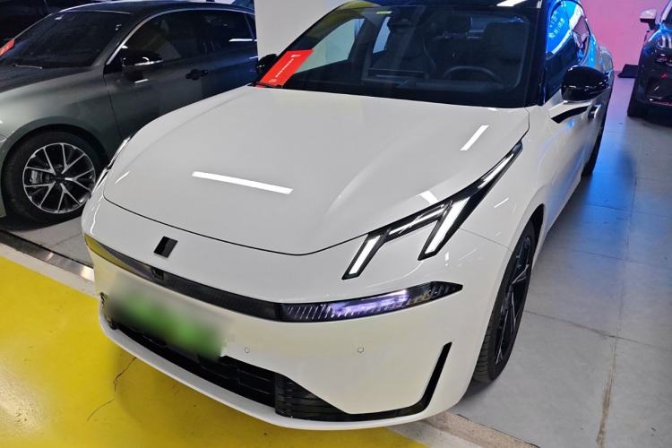 Used Lynk & Co 07 2024 EM-P 126 Long-Range Halo
