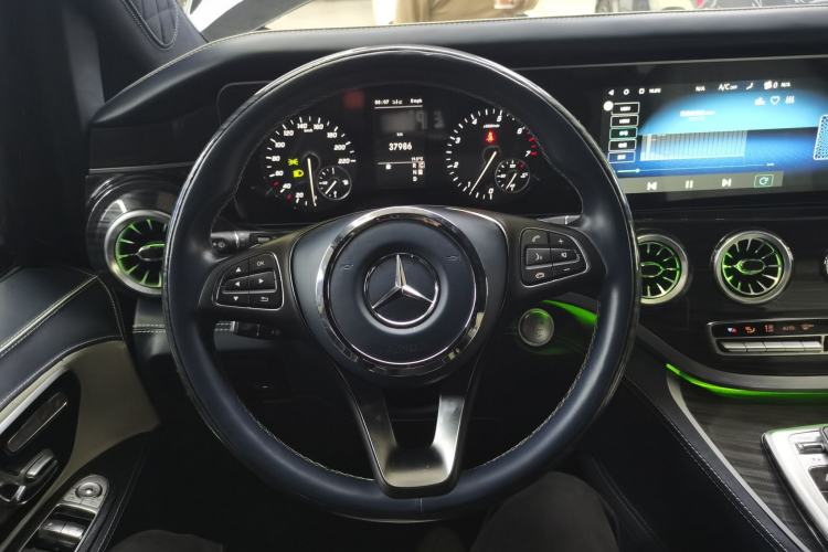 Used Mercedes-Benz Vito 2023 2.0T Business Version 7 Seats