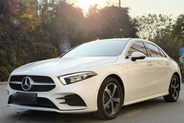 Used Mercedes-Benz A-Class 2022 Revised Version A 200 L Sport Sedan Fashionable Style