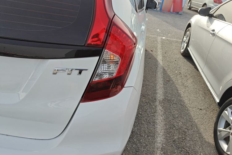 Used Honda Fit 2020 1.5L CVT Comfort Sunroof Version
