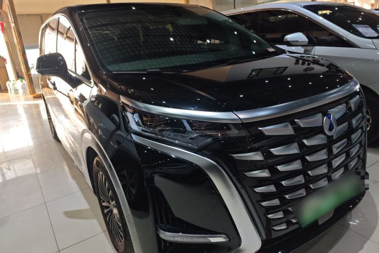 Used Denza D9 2022 DM-i 970 Four-Wheel Drive Flagship Model