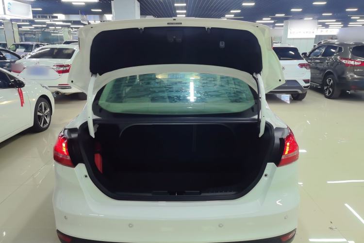 Used Ford Focus 2017 Sedan 1.6L Automatic Comfort Plus SmartDrive Edition
