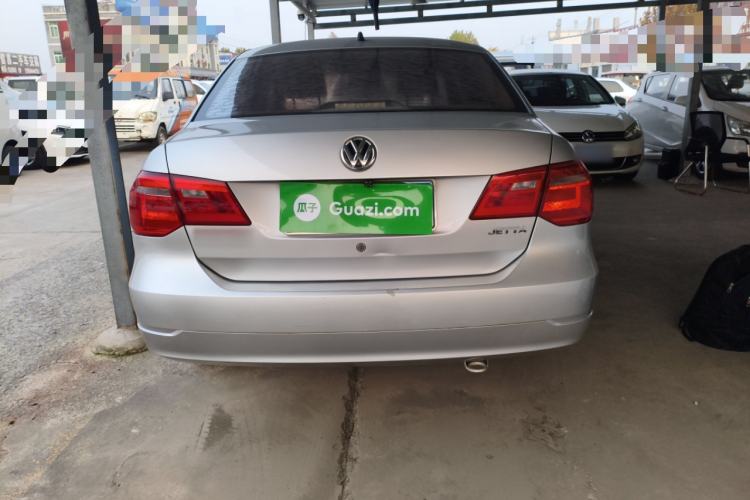 Used Volkswagen Jetta 2015 1.4L Manual Fashion Model
