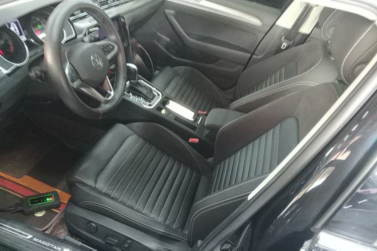 Used Volkswagen Magotan 2020 330TSI DSG Leading Model
