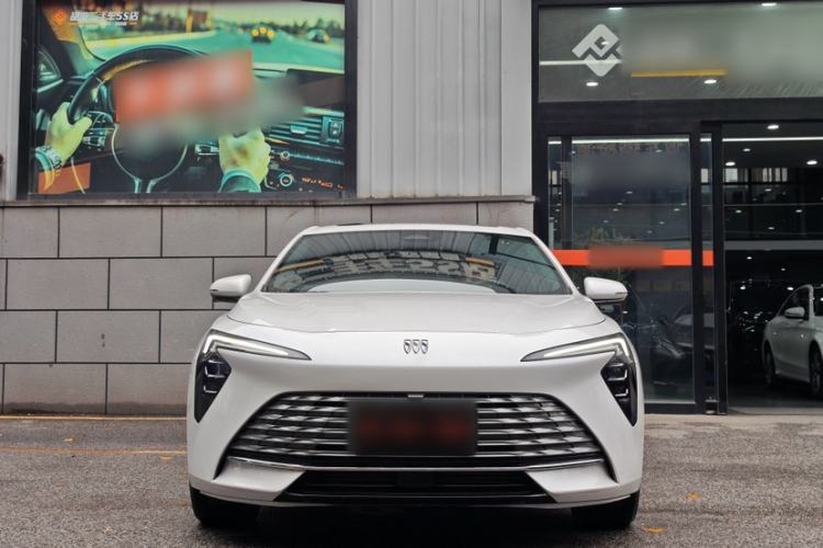 Used Buick LaCrosse 2023 28T Prestige Edition