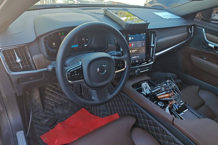 Used Volvo S90 2023 B5 Zhiyuan Luxury Edition
