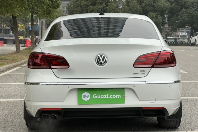 Used Volkswagen FAW-Volkswagen CC 2016 1.8TSI Luxury Model
