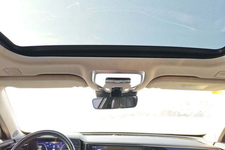 Used Hongqi H9 2023 2.0T Smart Connect Flagship Edition
