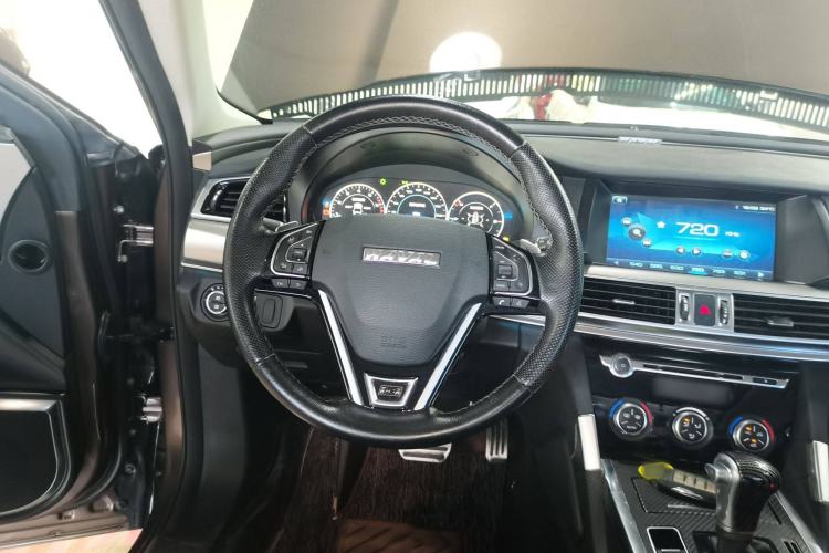 Used Haval H7 2017 Red-Label H7 2.0T Automatic Prestige Model
