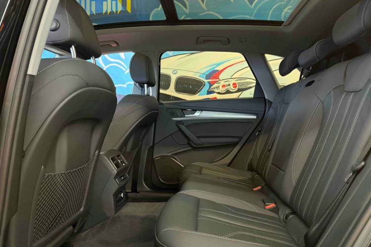 Used Audi Q5L 2022 40T Fashionable and Dynamic Model
