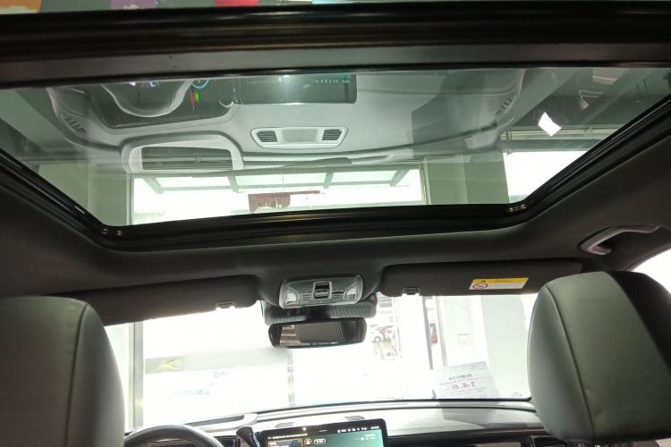 Used GAC Trumpchi GS8 2022 Dual-Engine Series 2.0TM Two-Wheel Drive Prestige Edition (7 Seats)
