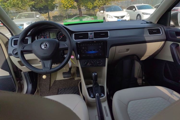 Used Skoda Rapid 2016 1.6L Automatic Chuanxing Edition
