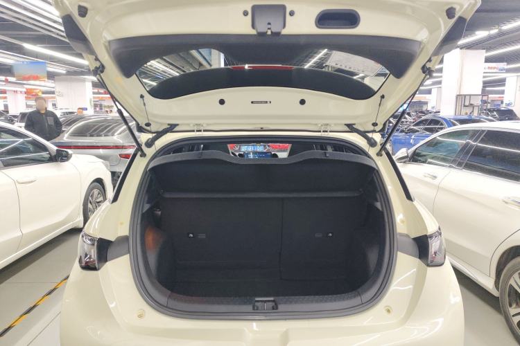 Used BYD Dolphin 2023 420 km Fashion Edition
