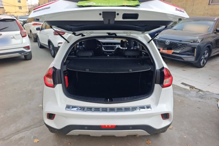 Used Geely Auto Vision X3 2017 1.5L Manual Elite Model
