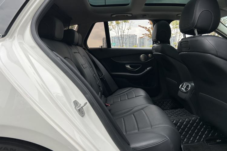 Used Mercedes-Benz C-Class 2015 C 200 station wagon
